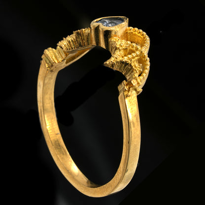 EMPYREAN SAPPHIRE HEART RING