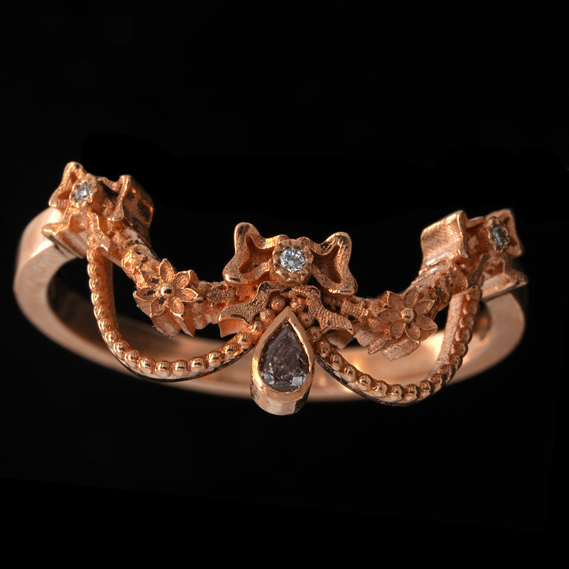 BERIBBONED DIAMOND RING