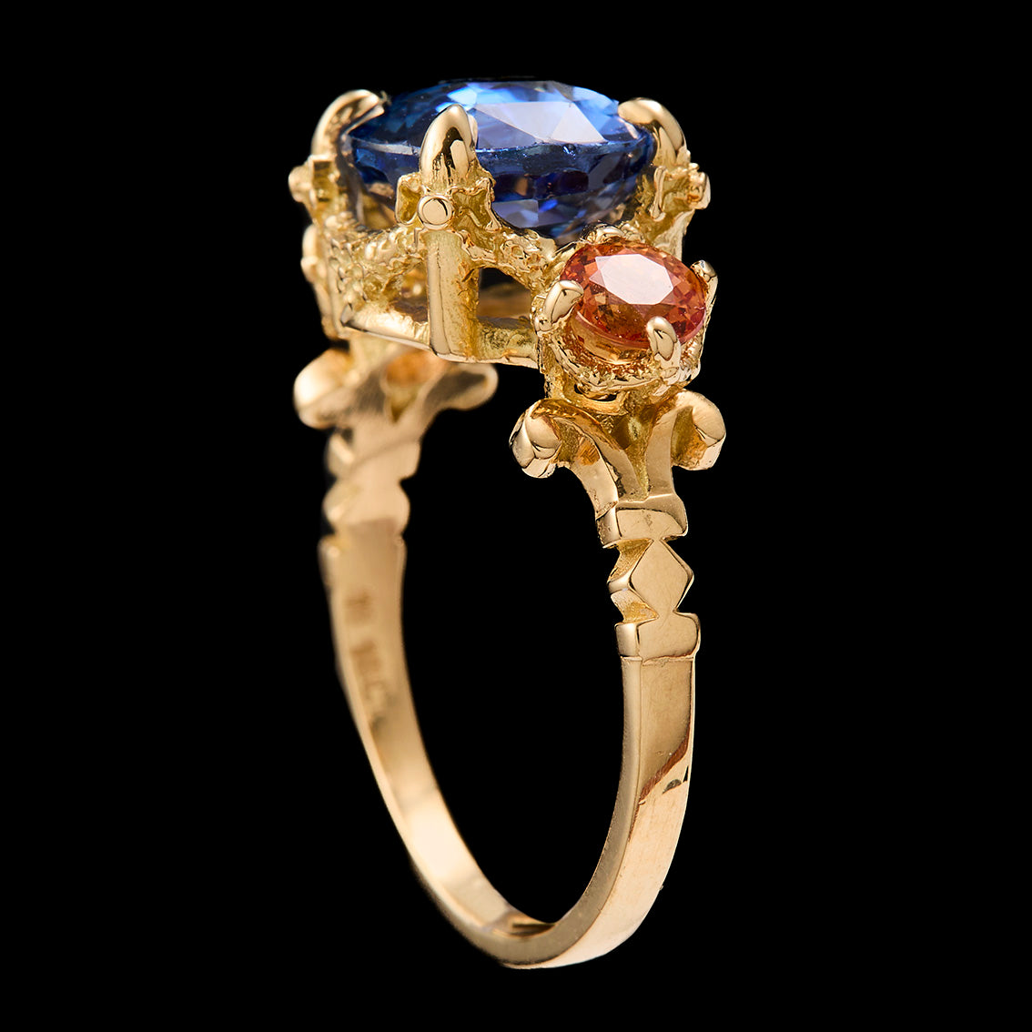 SAPPHIRE SOPHISTICATION RING