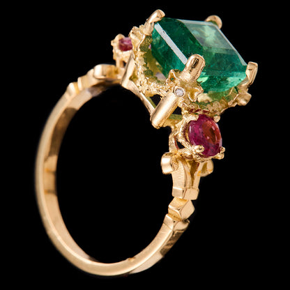 EMERALD COQUETTE RING