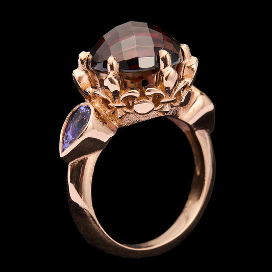 FLEUR DE LIS GARNET RING