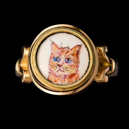 MONOGRAM AND PORTRAIT SWIVEL RING