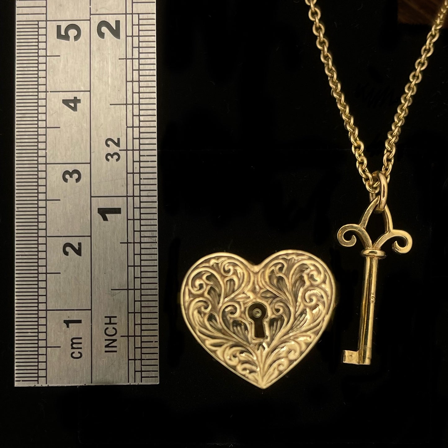 MY OPIUM HEART LOCKABLE POISON RING WITH KEY PENDANT