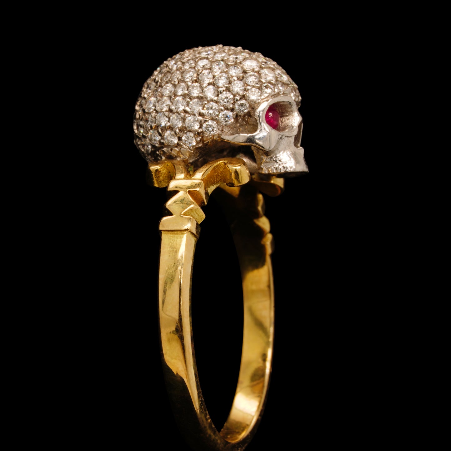 ANELLO CON TESCHIO INCRUSTATO DI SAINT DIAMOND CATACOMB