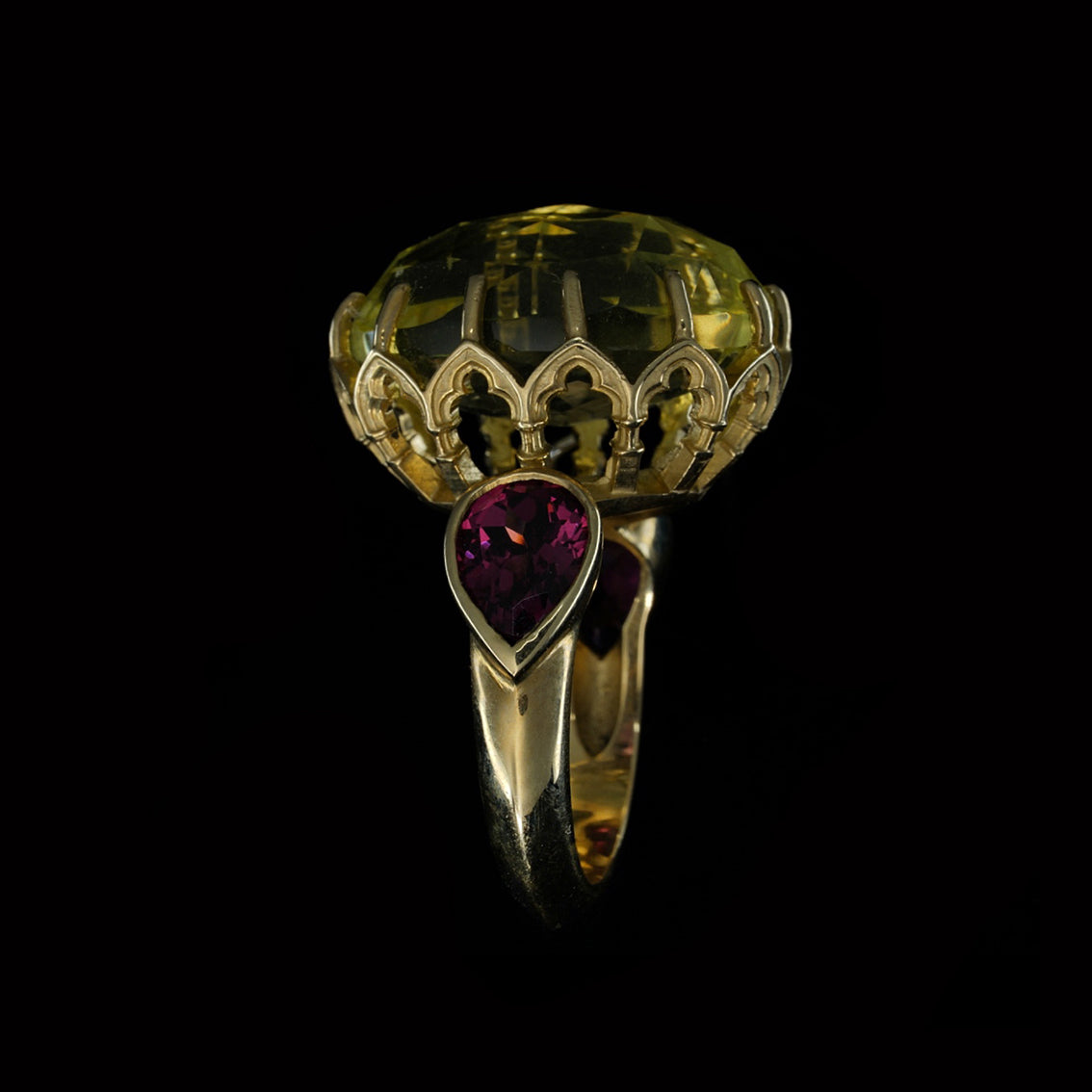 EFFULGENT OFFERING RING