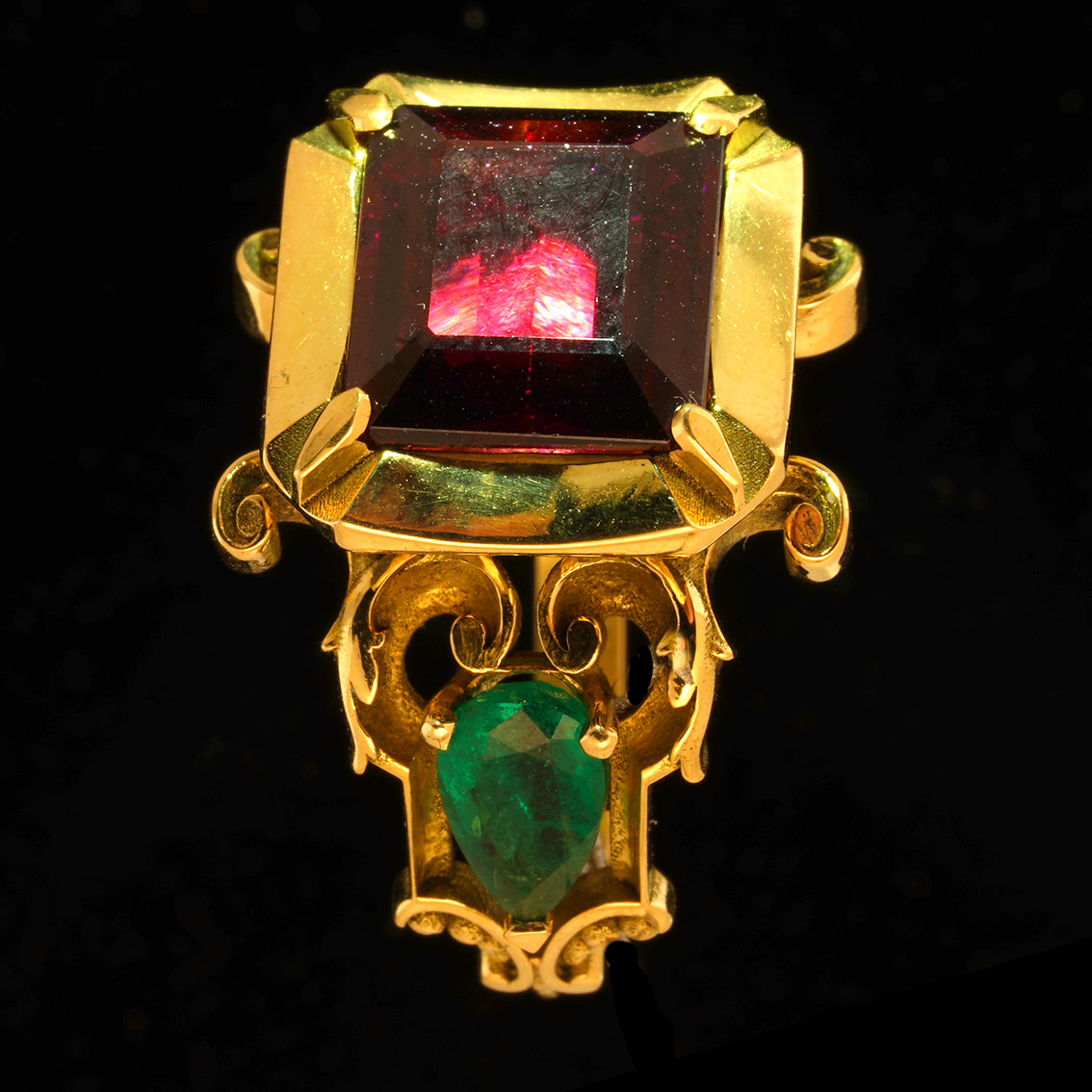 MEDIEVAL ROYALTY RING