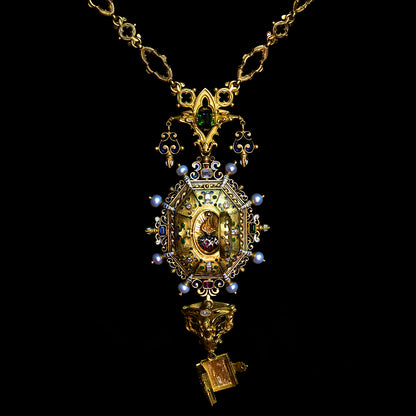 HOLY GRAIL NECKPIECE