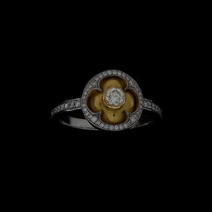 ANELLO QUATREFOIL DI DIAMANTI